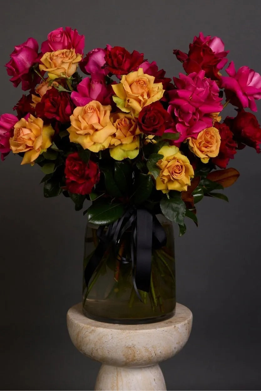 Sunset Reflexed Roses Glass Vase Arrangement | Bambi - Bambi