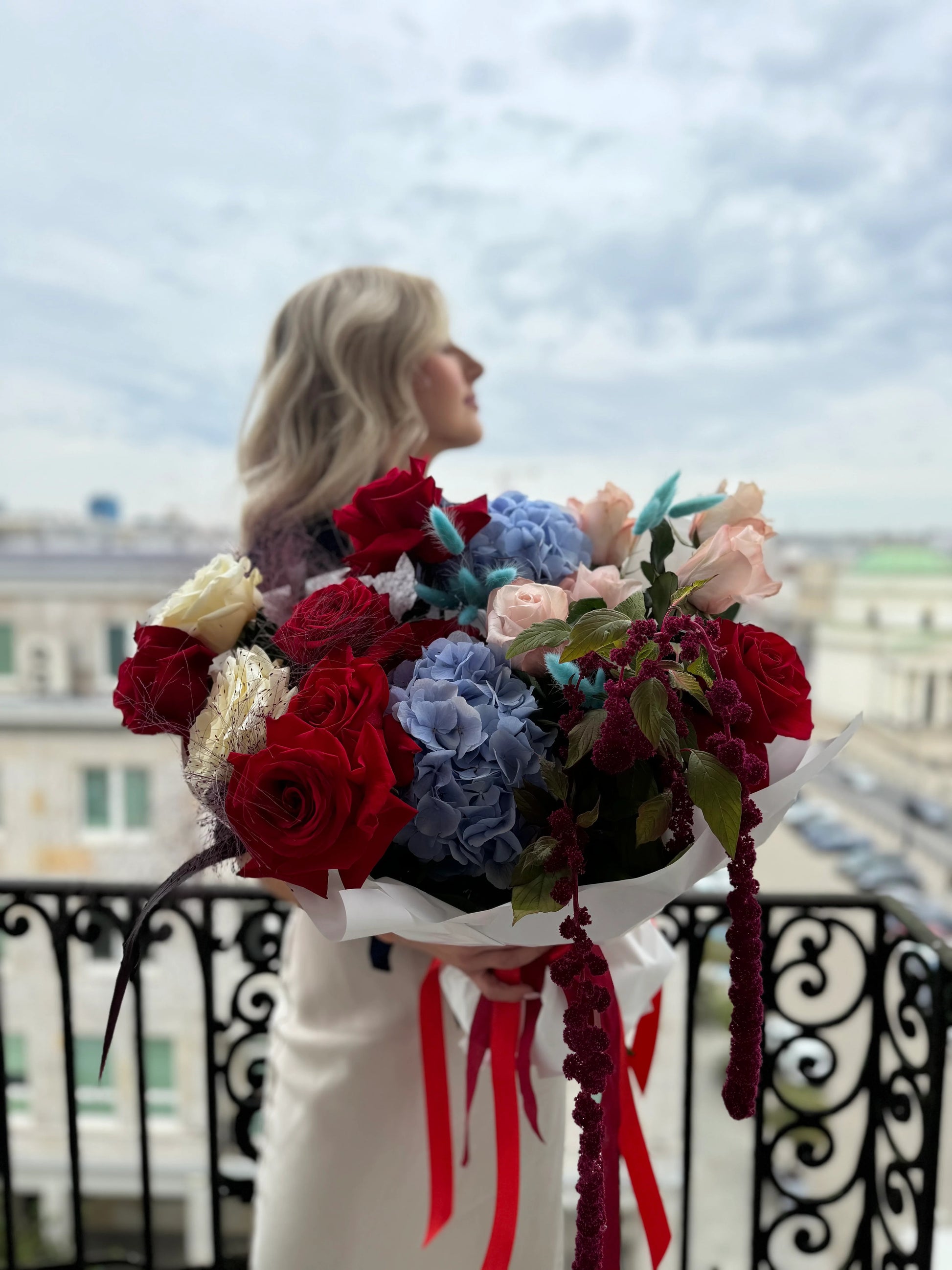 Roses, Hydrangea, Eustoma and Amaranthus – Sunny Day Bouquet | Bambi