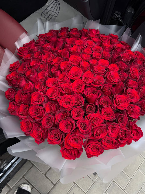 101 Red Roses Dubai – Luxury Dome Bouquet, Same Day Flower Delivery | Bambi
