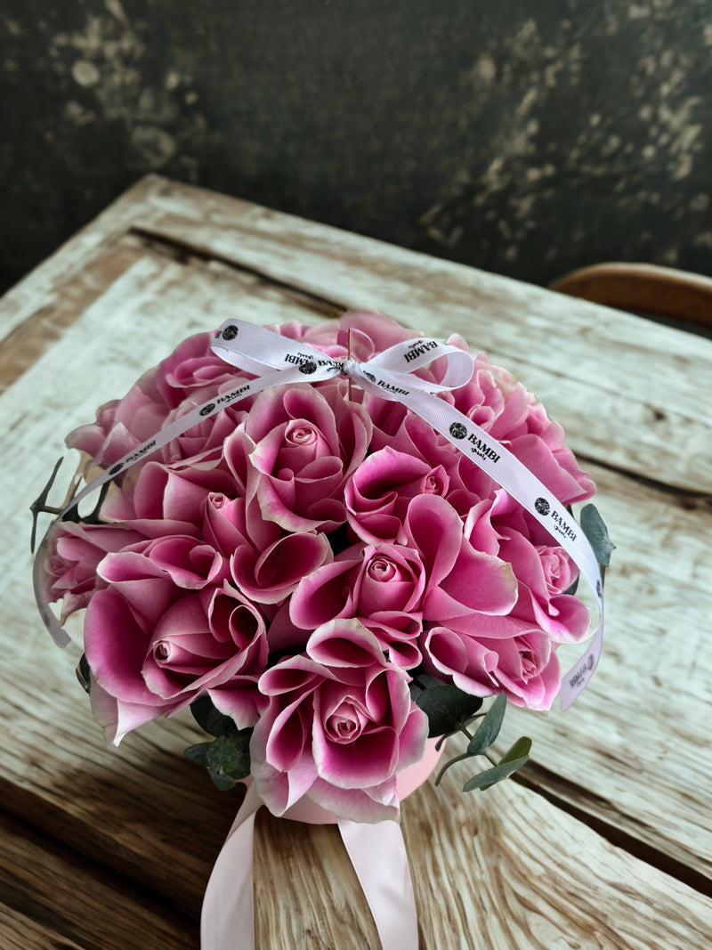 20 Pink Reflexed Roses Box Dubai | Luxury Pastel Rose Arrangement | 4-Hour Delivery – Bambi