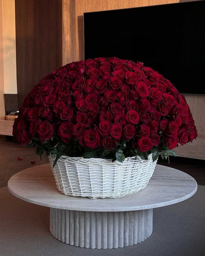 501 Red Roses Basket Dubai | Luxury 501-Stem Arrangement | 4-Hour Delivery – Bambi