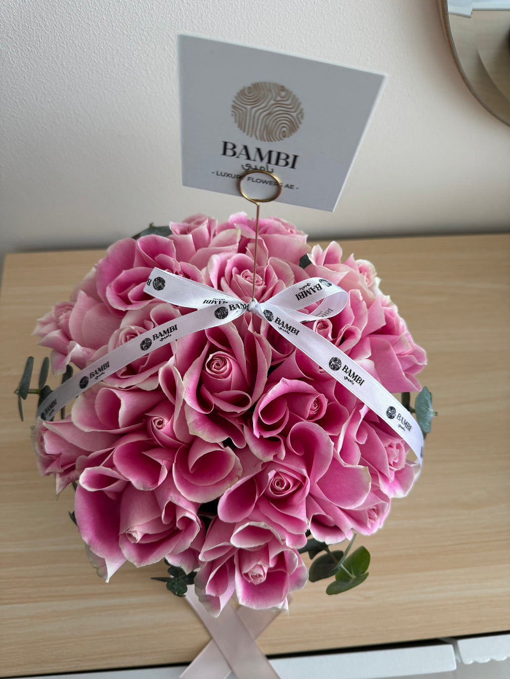 Étoile - 20 Pink Reflexed Roses in a Hat Box - Bambi