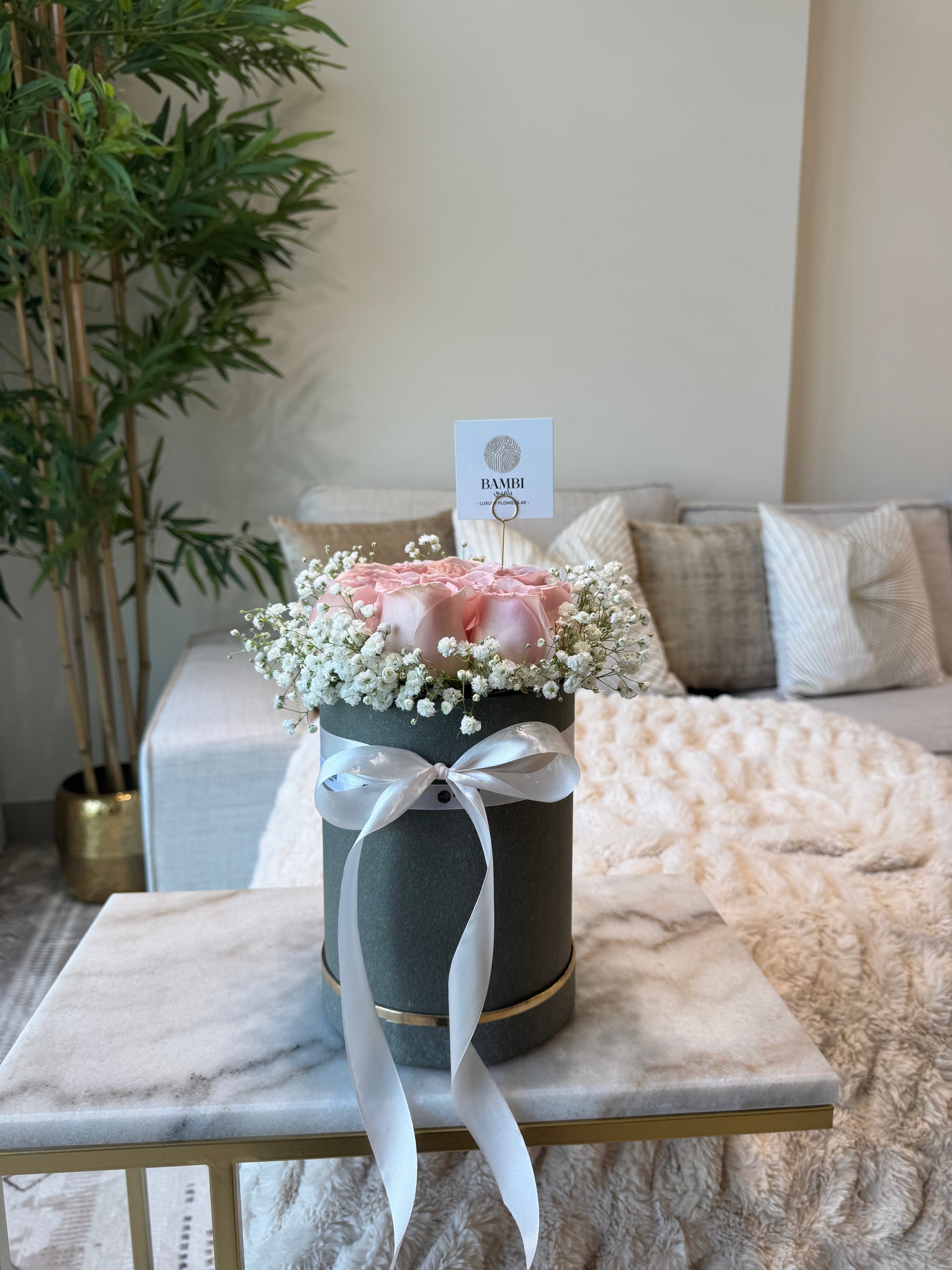 Eterna - 9 Pink Roses Box with Babies Breath - Bambi