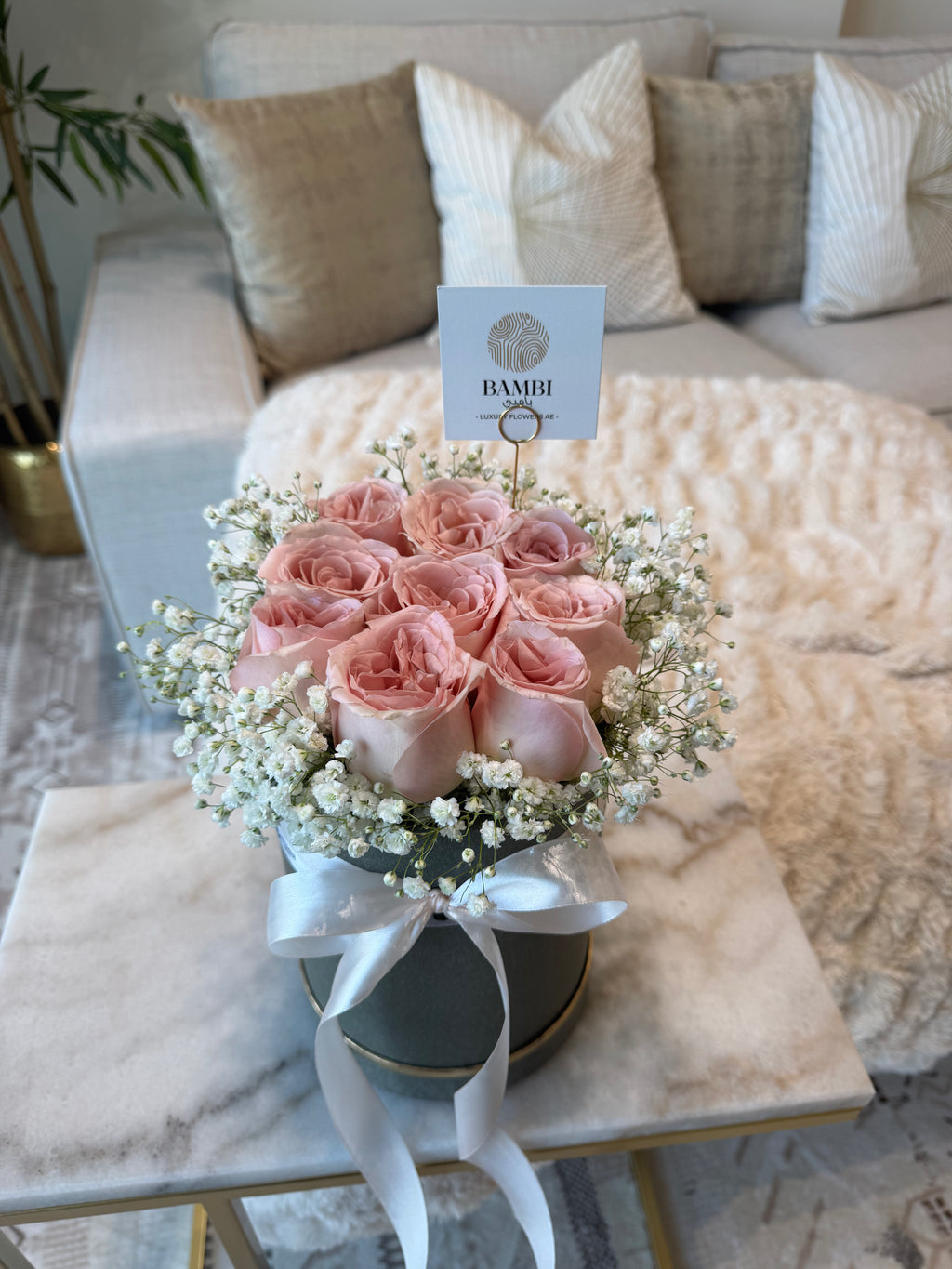 Eterna - 9 Pink Roses Box with Babies Breath - Bambi