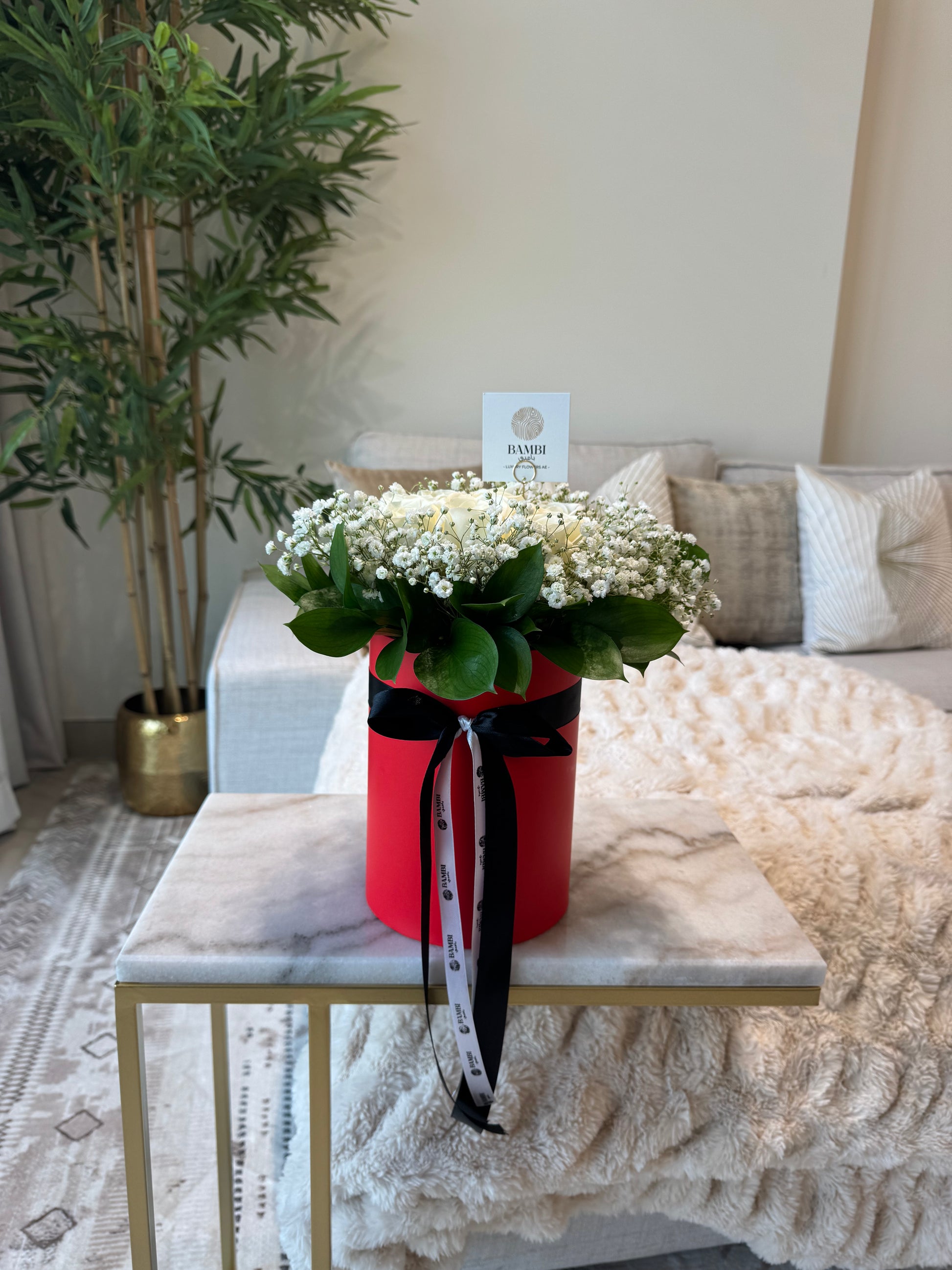 Rouge - 9 White Premium Roses Box - Bambi