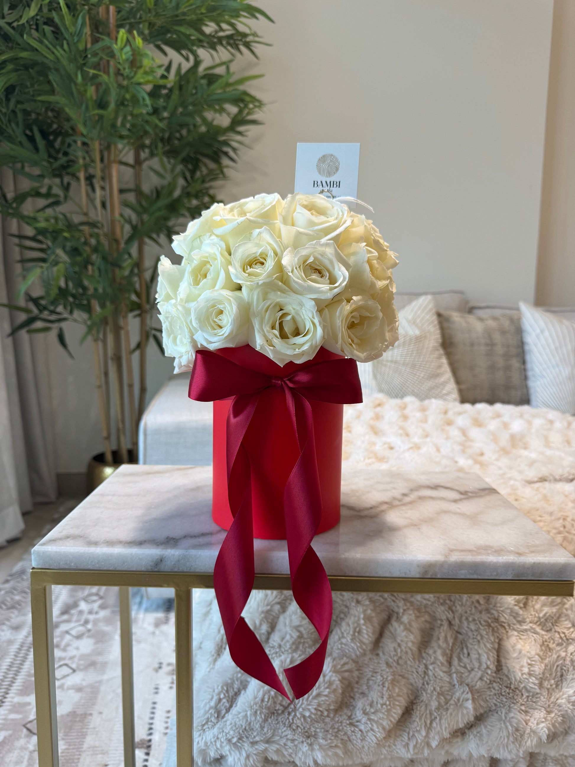 Lulu - 32 Lush White Rose Box Hat - Bambi