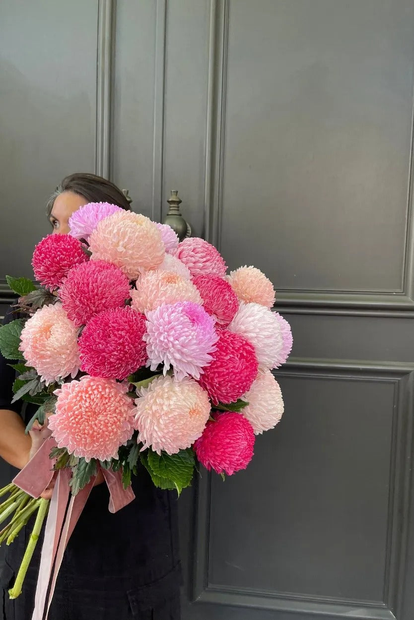 Opulence - Extra Large Luxury Chrysanthemum Bouquet - Bambi