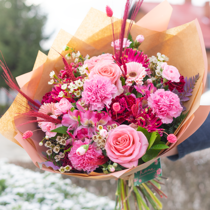 Rose Love Bouquet – Romantic Pink & Fuchsia Roses | Bambi - Bambi