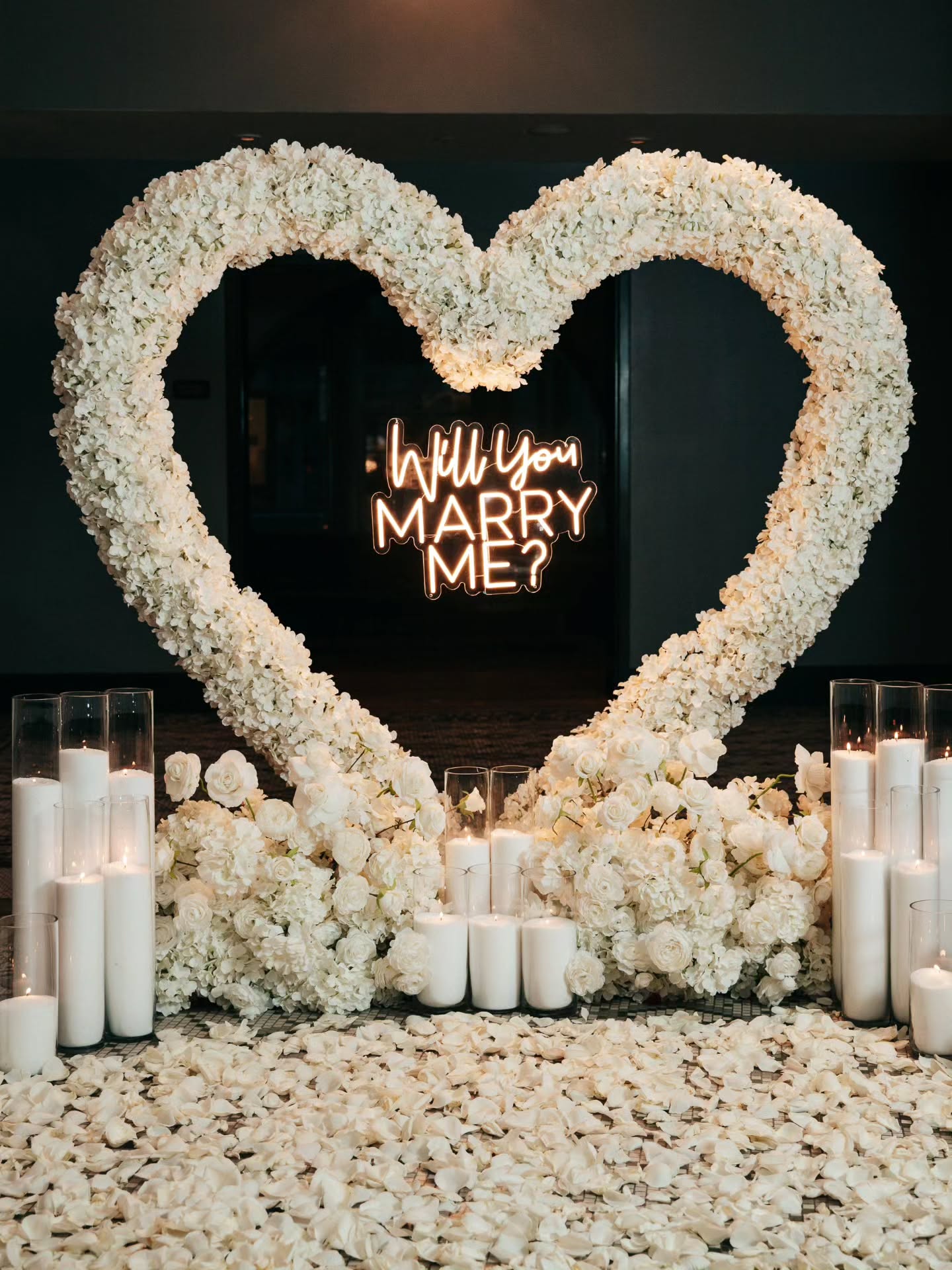 Will you Marry Me? White Roses Proposal
