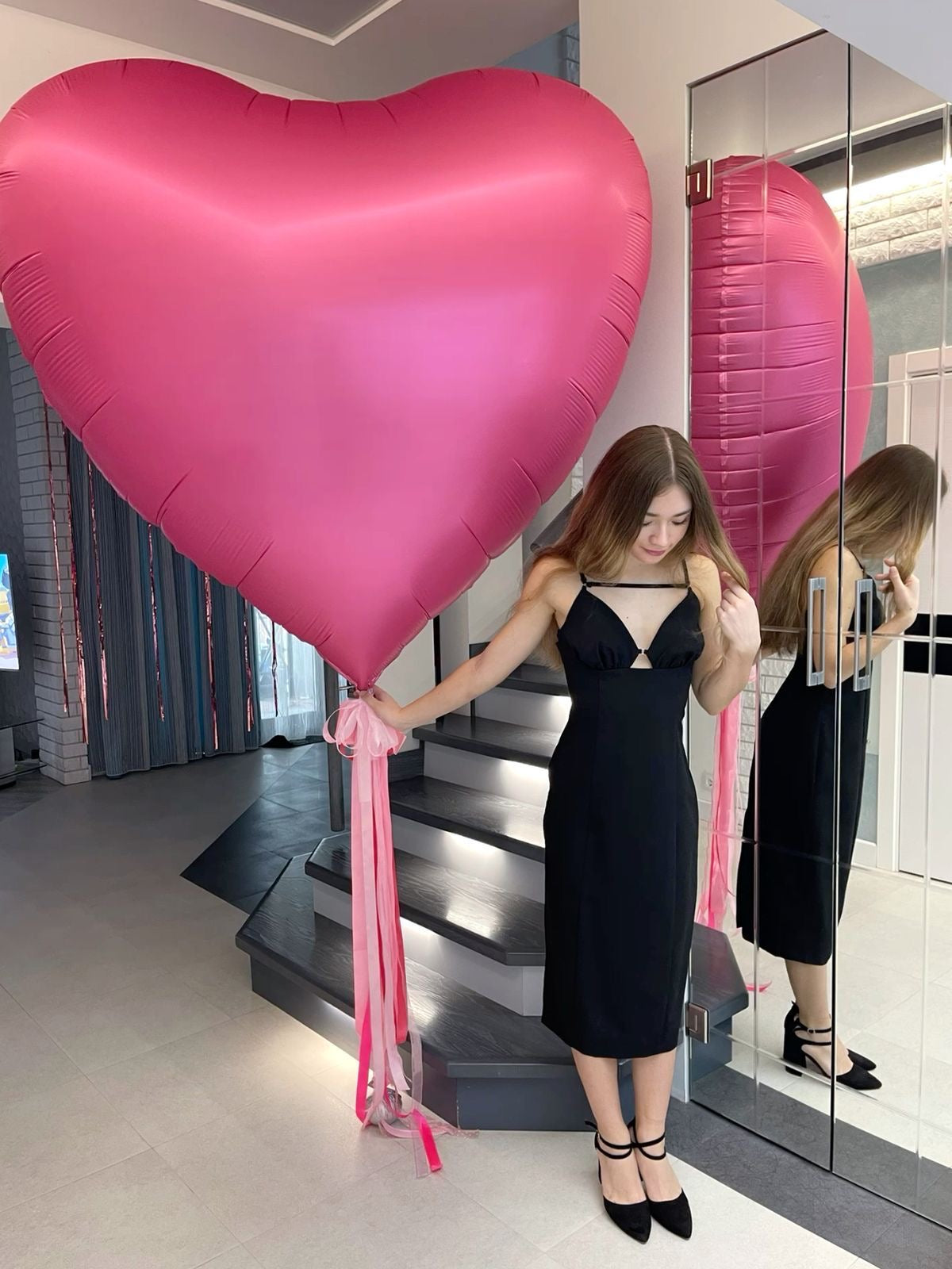 Giant Helium Heart Balloon Dubai – 1 pc Oversized Love | Bambi