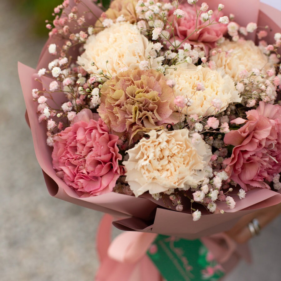 Carnations & Baby’s Breath Bouquet – Elegant Hand-Tied Bouquet | Bambi