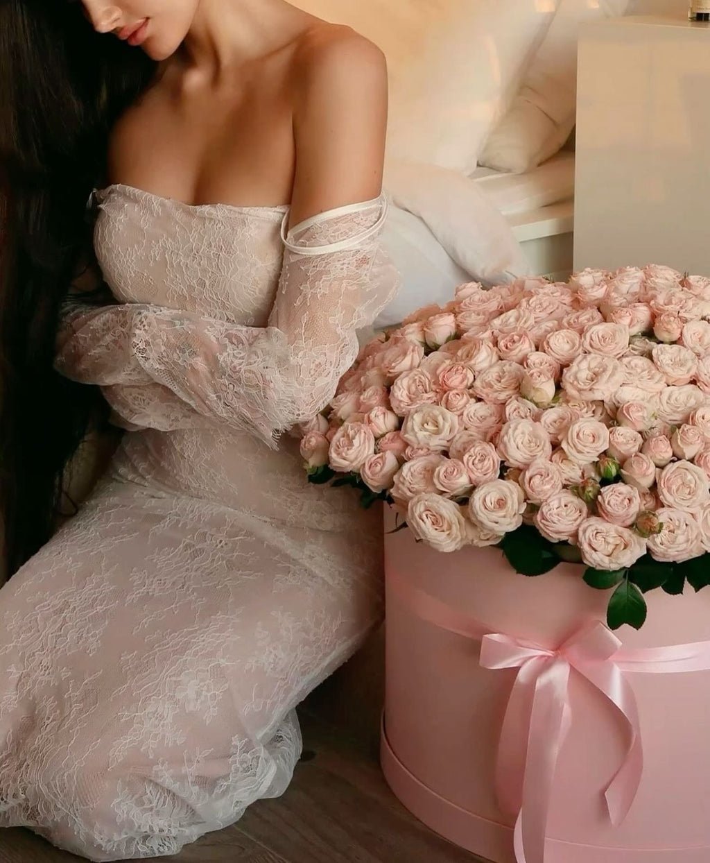 Nour- Box Luxury Garden Roses - Bambi