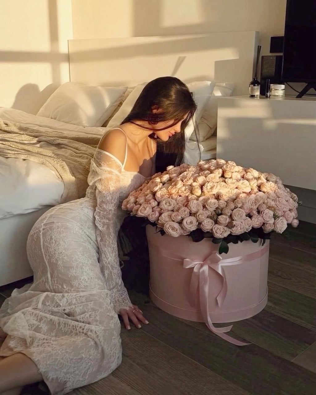 Nour- Box Luxury Garden Roses - Bambi