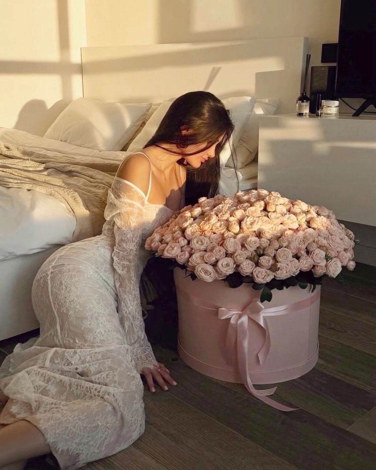 Nour- Box Luxury Garden Roses - Bambi