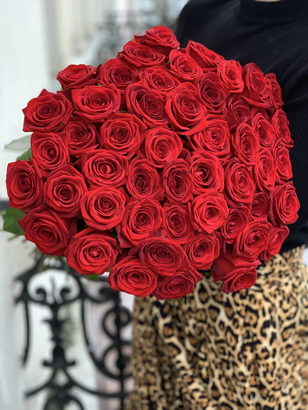 150 Red Roses Dubai – Premium Luxury Bouquet, Same Day Delivery | Bambi