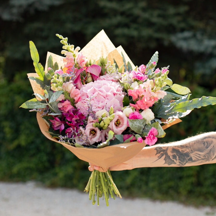 Hydrangea and Lisianthus Posh One Bouquet – Pink Hand-Tied | Bambi