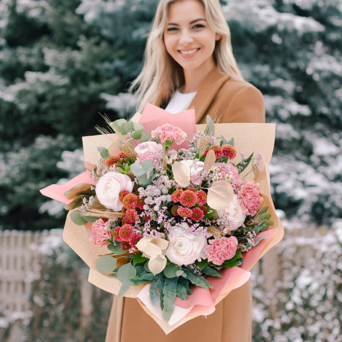 Modern Bouquet – Ranunculus & Carnations | Bambi - Bambi