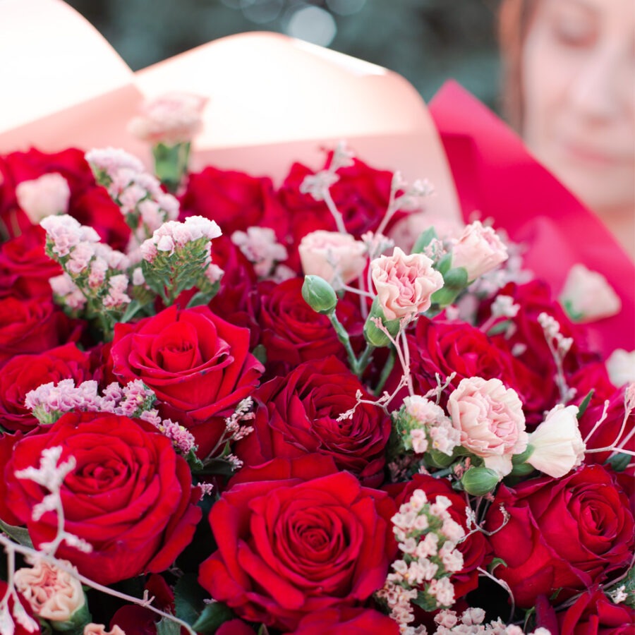 50 Red Roses Arrangement Bouquet – 50 Stems, Dome Arrangement | Bambi