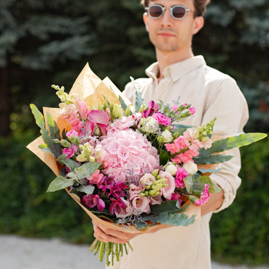 Hydrangea and Lisianthus Posh One Bouquet – Pink Hand-Tied | Bambi