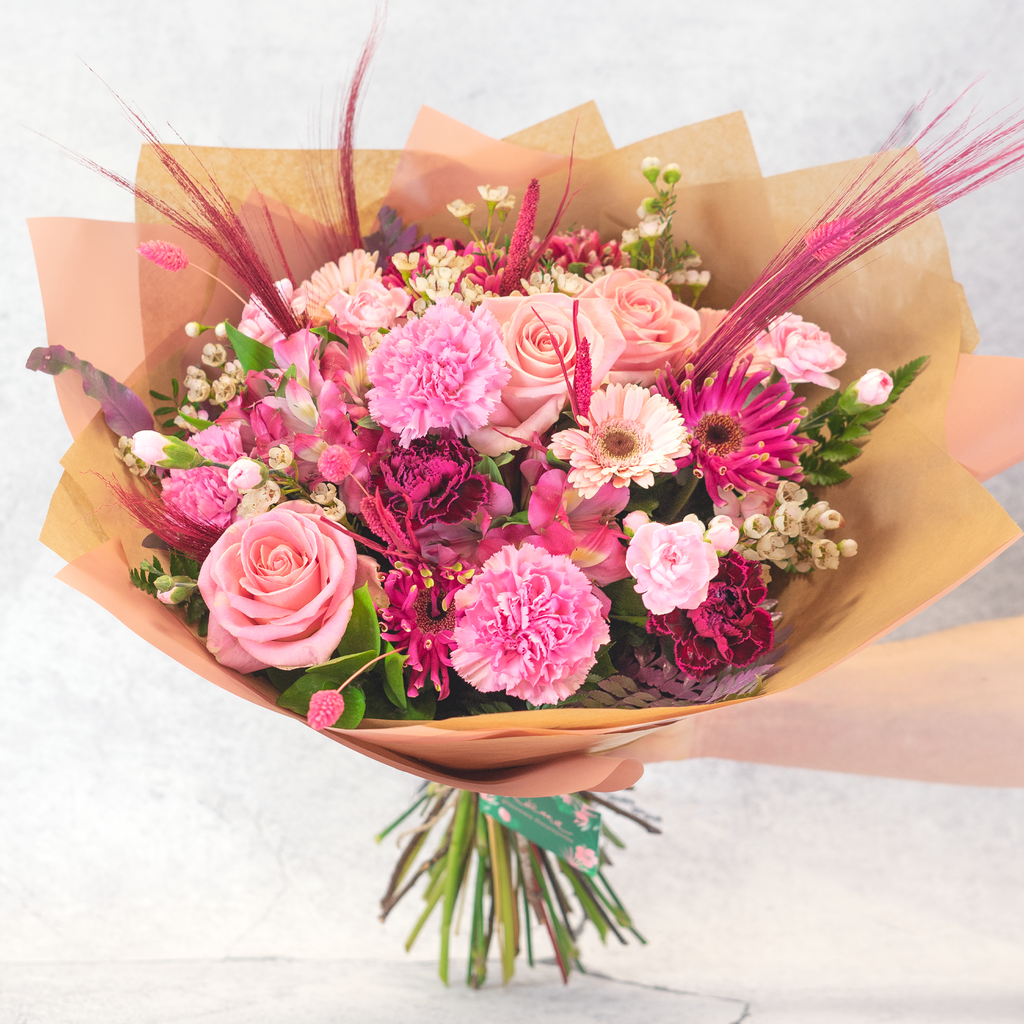Rose Love Bouquet – Romantic Pink & Fuchsia Roses | Bambi