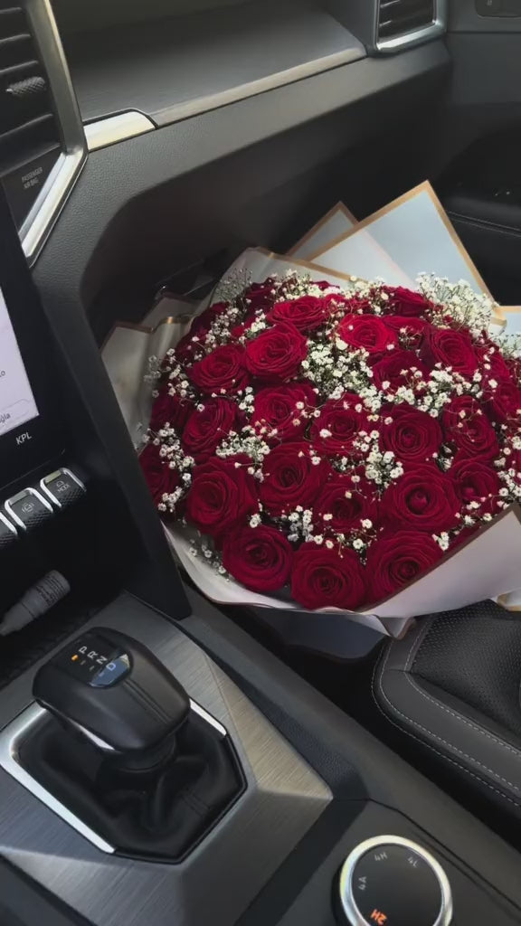Rose - 150 Luxury Red Roses - Bambi
