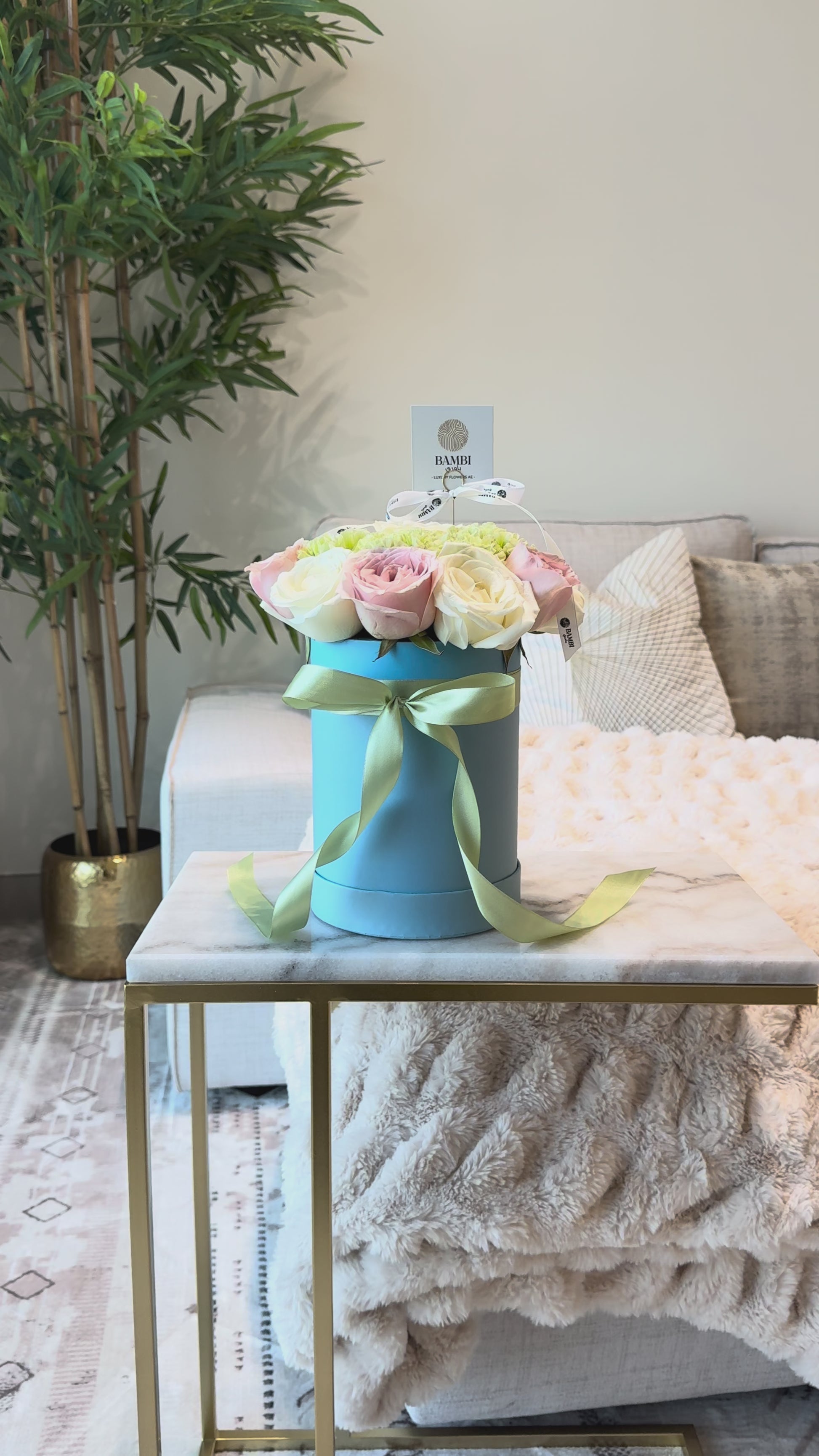 Lumière - Premium Rose and Carnation Box - Bambi