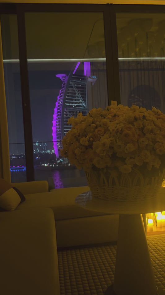 501 Pastel Spray Roses Luxury Basket