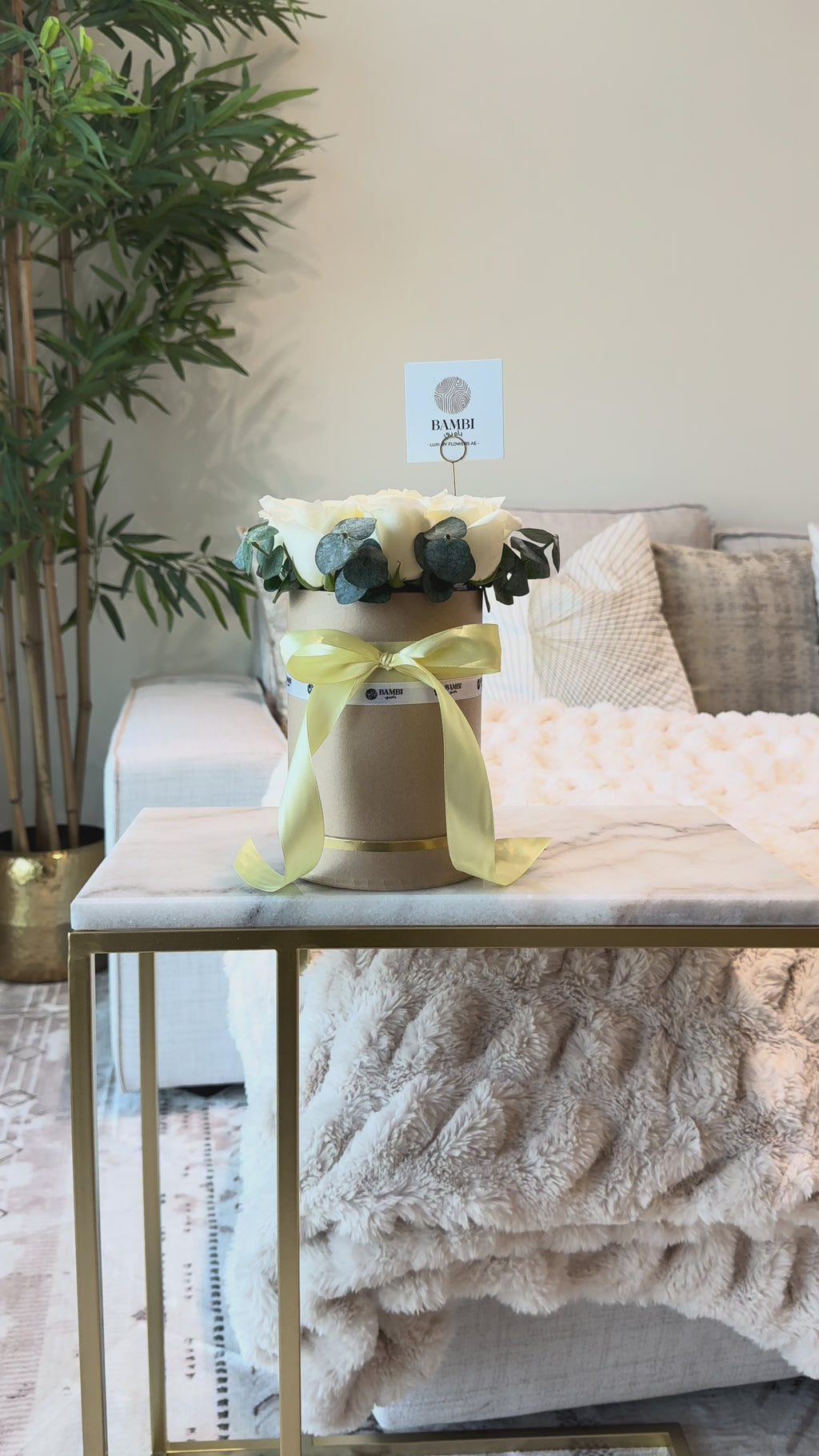 Aurora - 9 White Roses and Eucalyptus Hat Box - Bambi